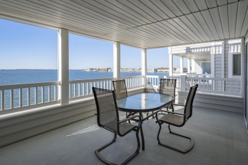 Harbour Towne 205B