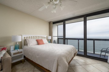 Golden Sands 1210